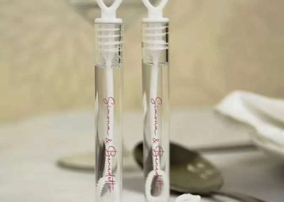 Bolle di sapone personalizzate_Nozze a Luglio_Fucsia, arancio e viva magenta_Antonella Amato Wedding Planner