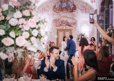 Arrivo sposi sala ricevimento_Nozze a Settembre_Antonella Amato Wedding Planner